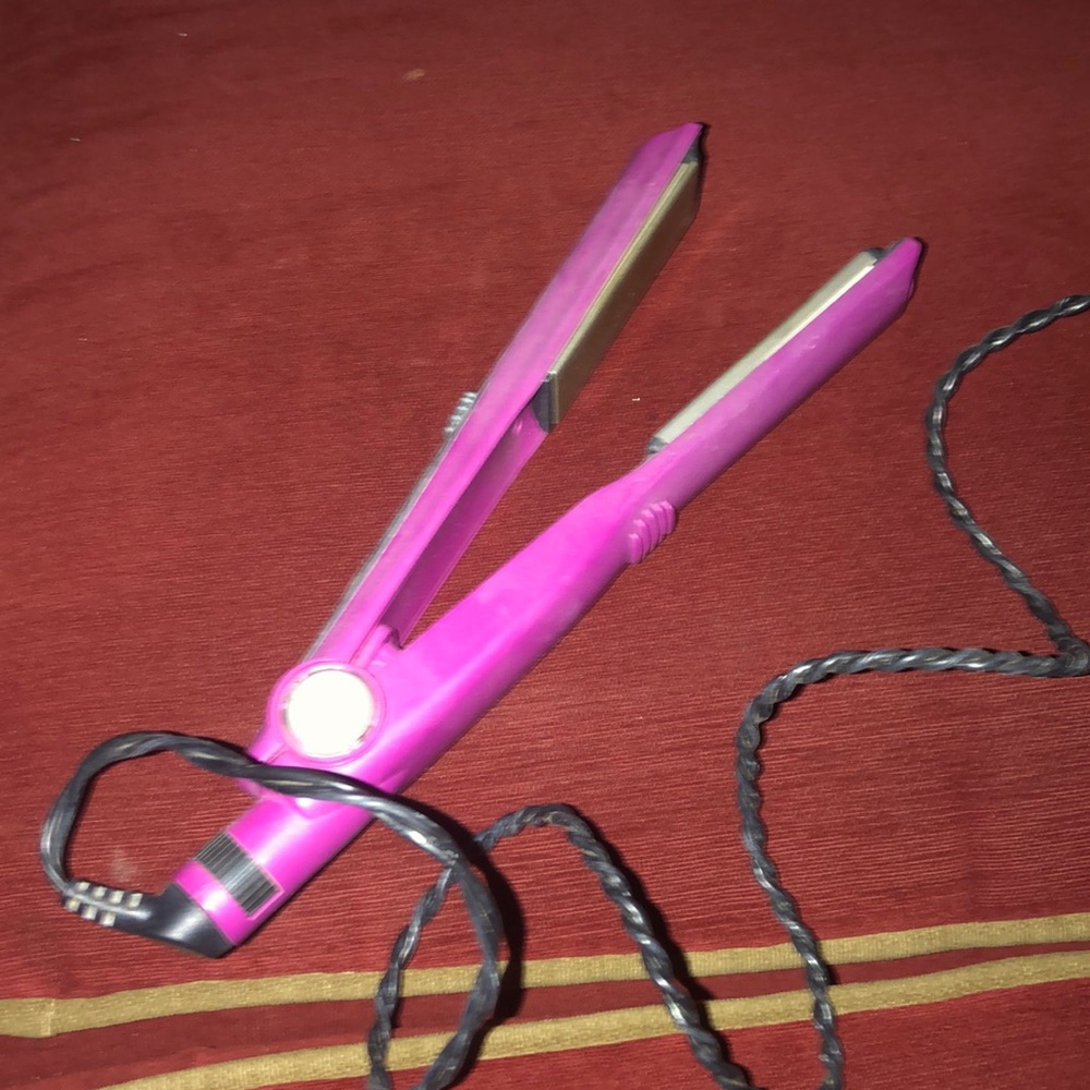Flat iron